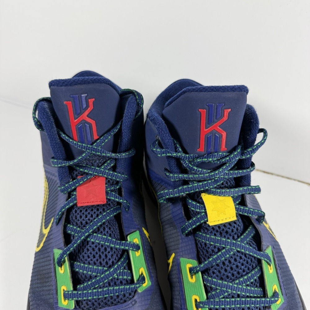 Nike Kyrie Flytrap CT1972-400 Basketball Shoes Mens Size 11 Blue Multi - Picture 3 of 13
